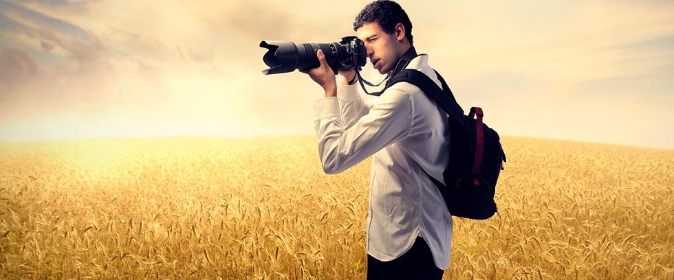 Fotografe com tranquilidade.O dia-a-dia de um fotógrafo pode ficar complicado. Com o seguro de equipamentos fotográficos você fica tranquilo pra fazer o que mais gosta. Conheça o Seguro de Equipamentos Fotográficos.